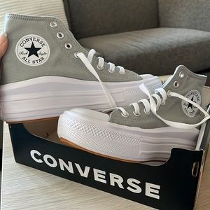 Chuck Taylor All Star Move Platform - Converse *NEW*